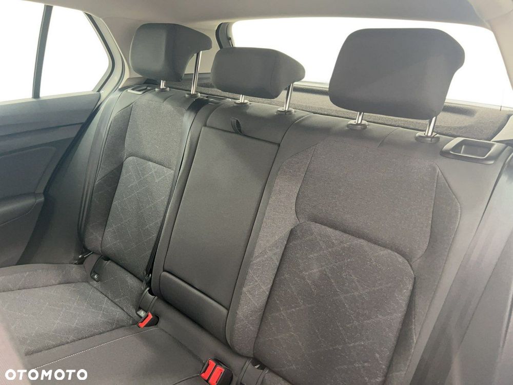 Volkswagen Golf 1.0 eTSI Life DSG - 12