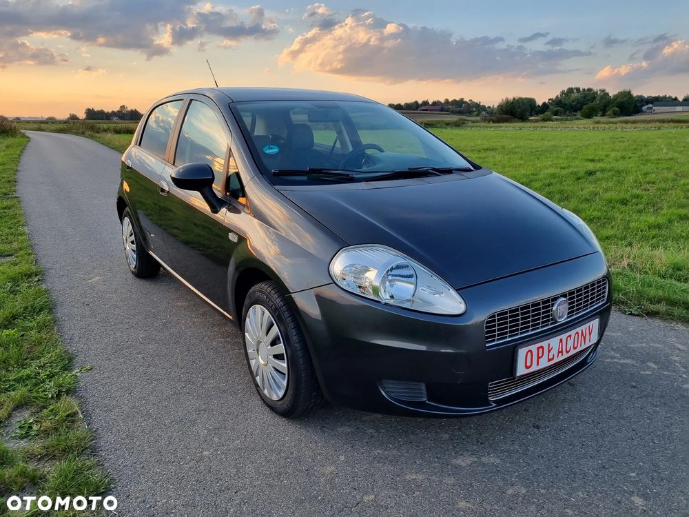 Fiat Punto 1.4 Young - 1