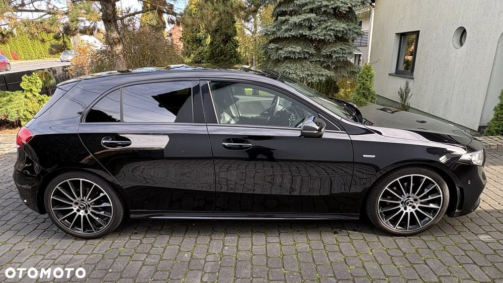 Mercedes-Benz Klasa A 180 AMG Line 7G-DCT - 1