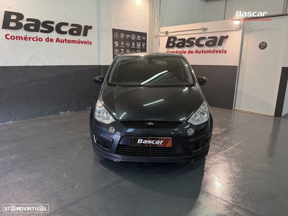 Ford S-Max 2.0 TDCi Titanium 7L - 2