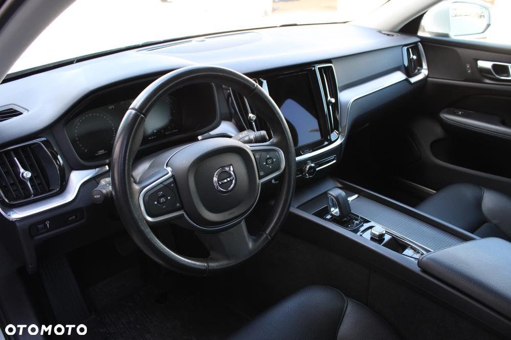 Volvo V60 - 25