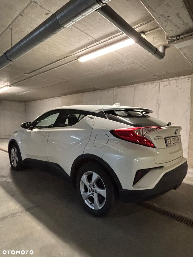 Toyota C-HR 1.8 Hybrid Dynamic - 4