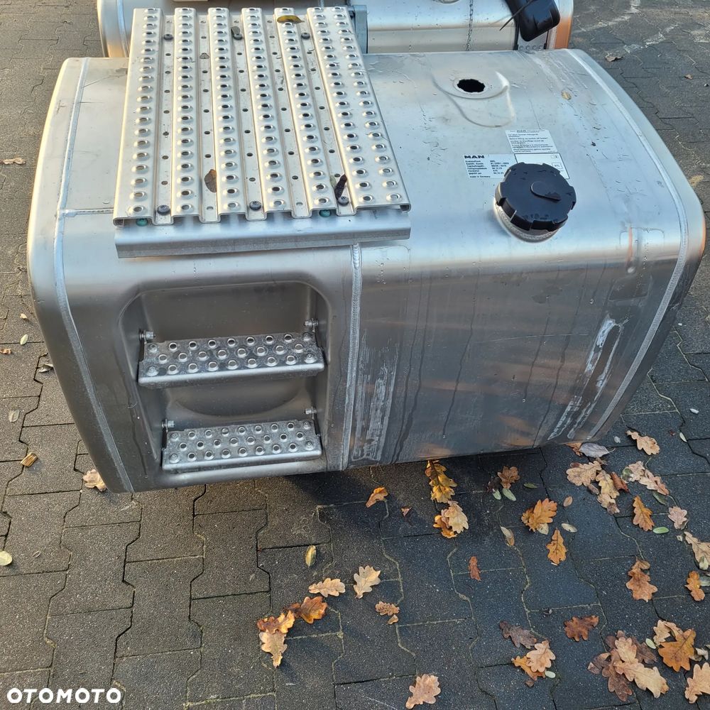 ZBIORNIK PALIWA MAN TGX TGS 460L 81.12201-6929 CHWALIM116 - 1
