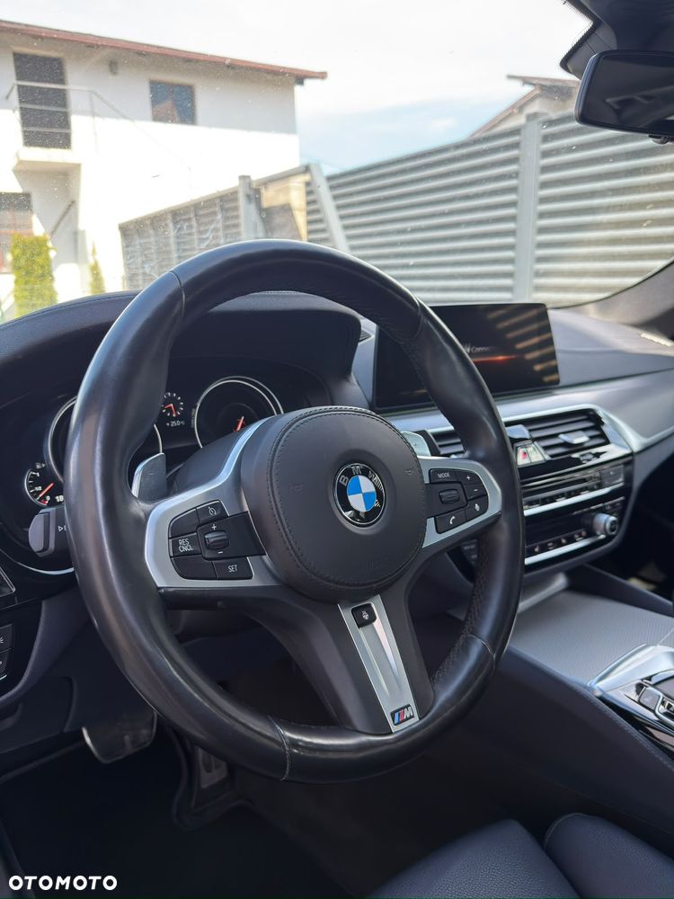 BMW Seria 5 - 22