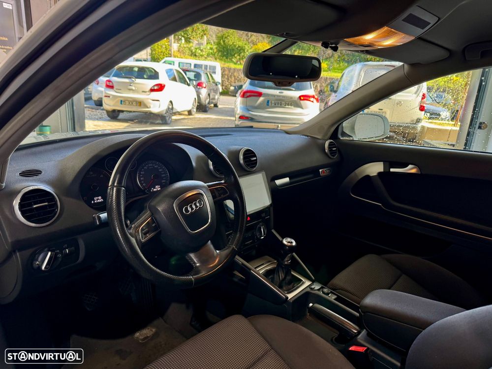 Audi A3 1.6 TDI Sport - 6