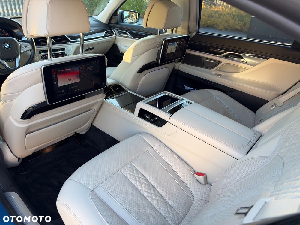 BMW Seria 7 - 7