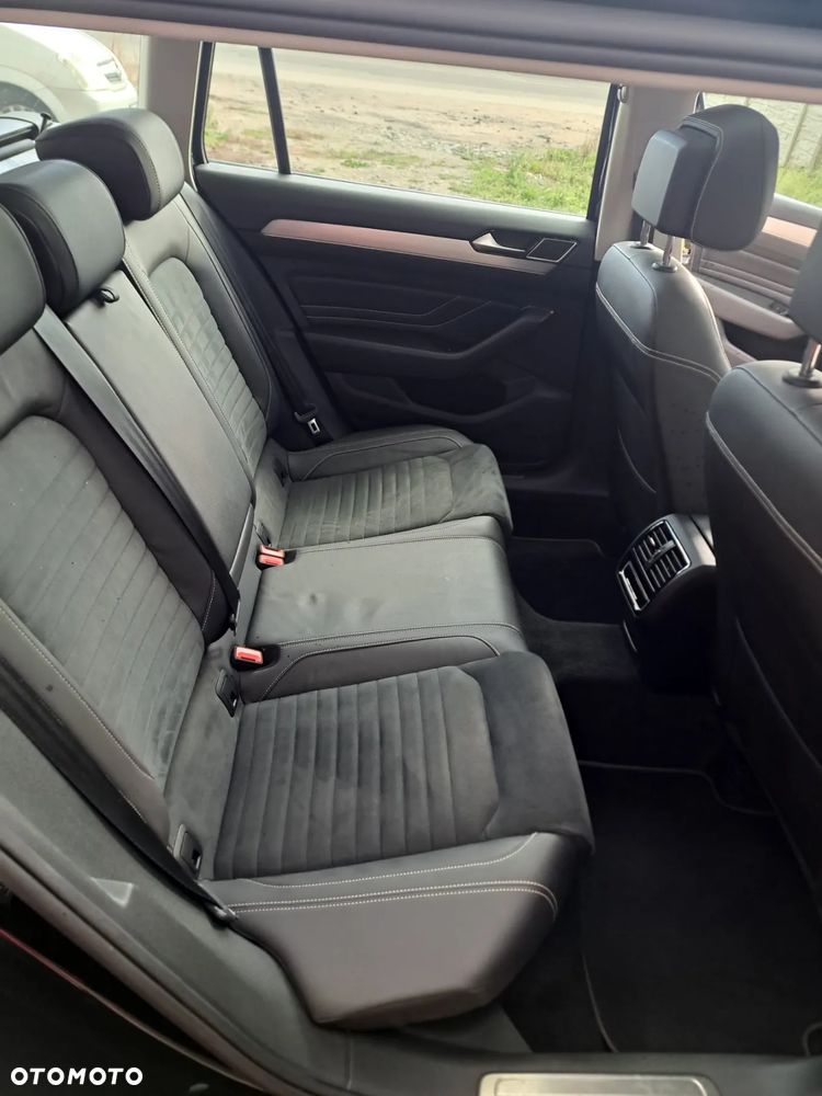 Volkswagen Passat Variant ver-variant-2-0-tdi-scr-dsg-elegance - 19