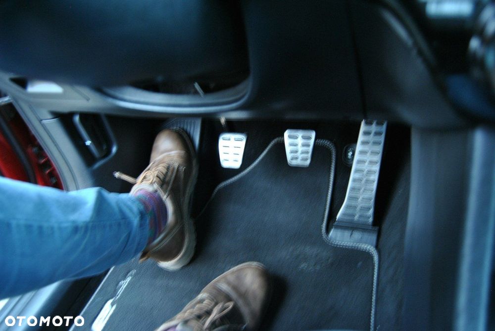 Kia Sportage 2.0 CRDI 2WD Attract - 11