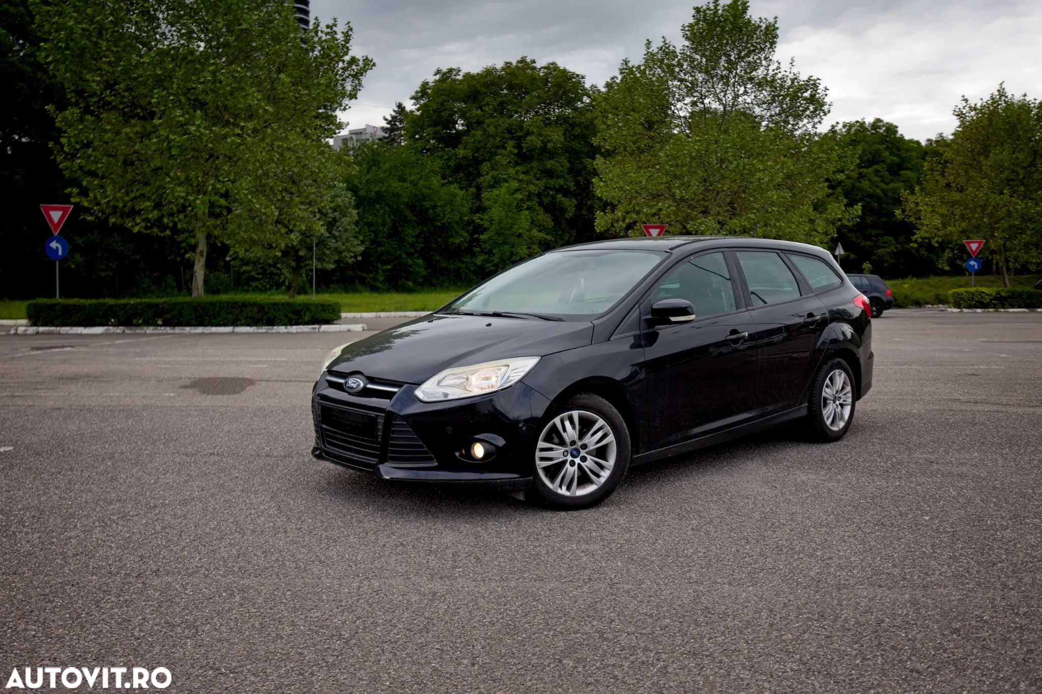 Ford Focus - 1