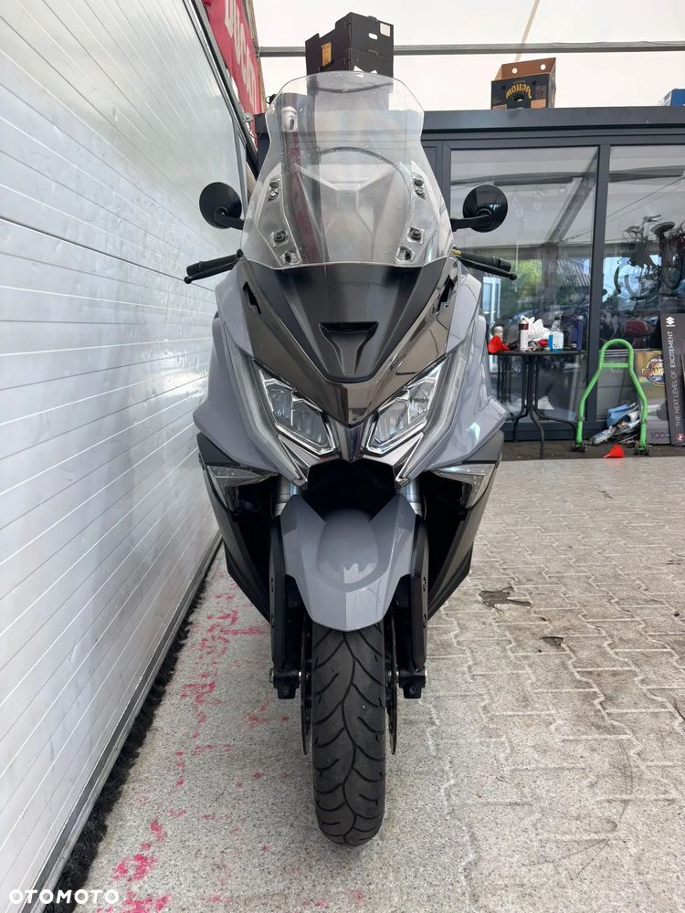 Kymco AK 550 - 28