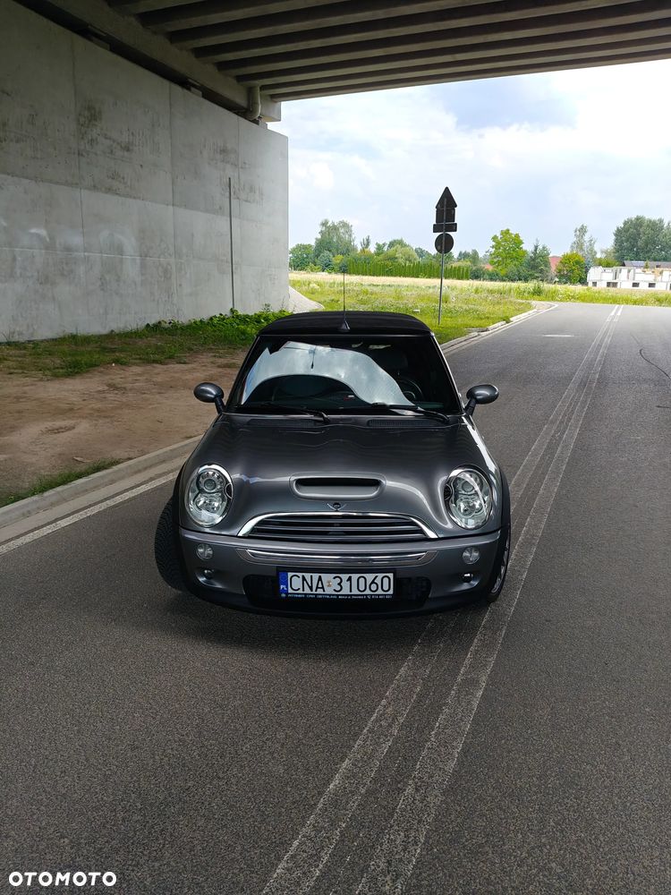 MINI Cooper S Sidewalk - 2