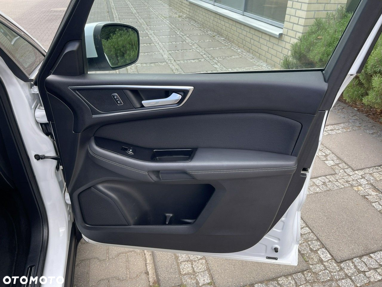 Ford S-Max - 26