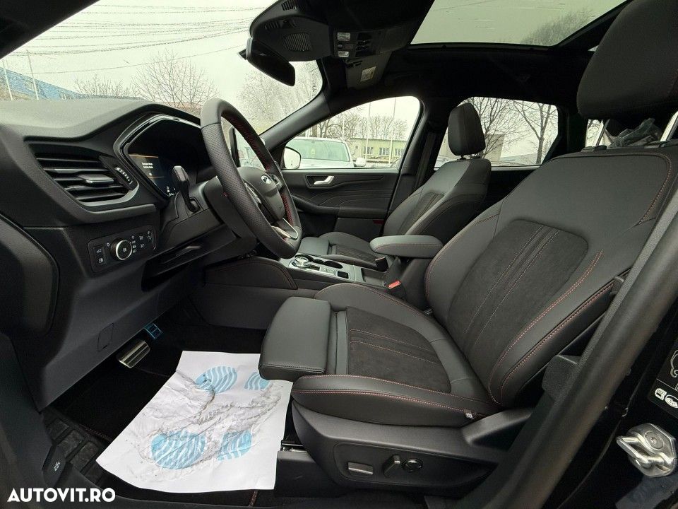 Ford Kuga 2.5 Duratec FWD PHEV ST-Line X - 23