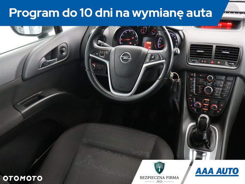 Opel Meriva - 9