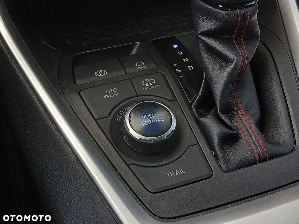 Suzuki Across 2.5 Plug-in Hybrid Elegance 4WD CVT - 23