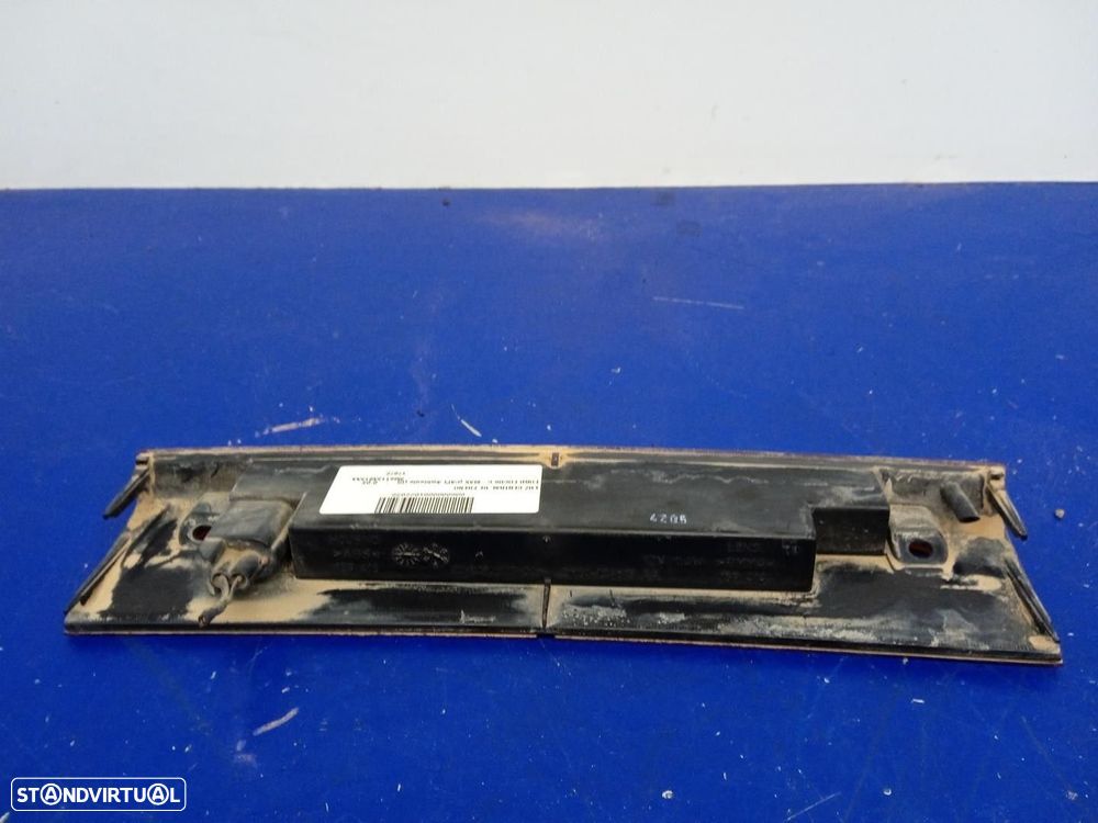 LUZ CENTRAL DE TRAVÃO FORD FOCUS C-MAX 2006 -3M5113A613AA - 3