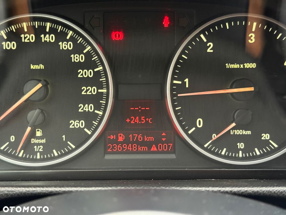 BMW Seria 3 320d DPF - 20