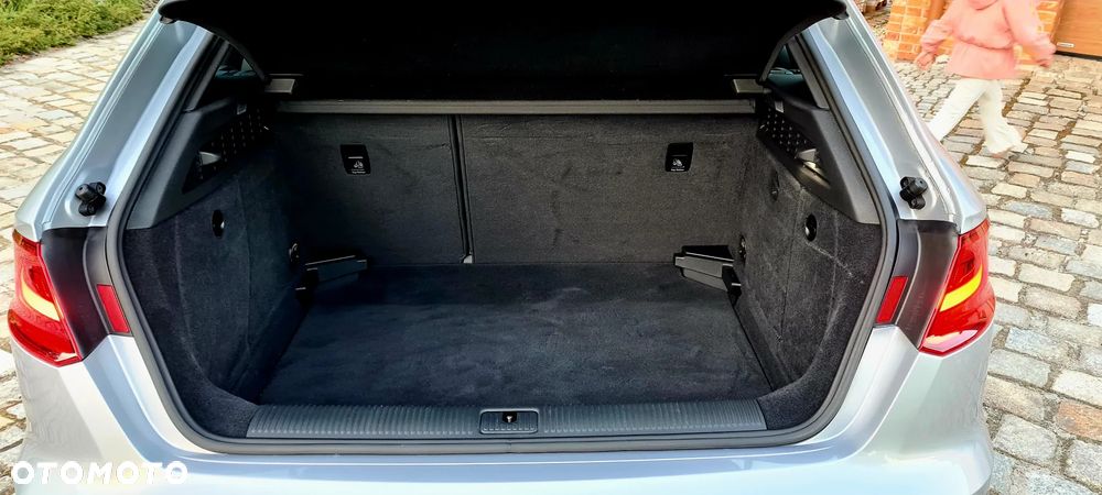 Audi A3 Sportback - 15
