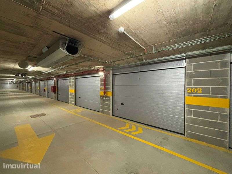 Garagem Box 20m2 - Condomínio Fechado com Máxima Segurança - Grande imagem: 5/6