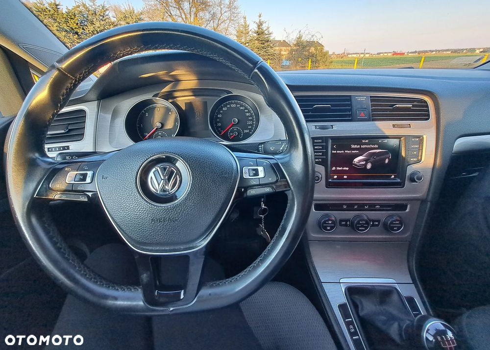 Volkswagen Golf 1.6 TDI BMT Comfortline - 9