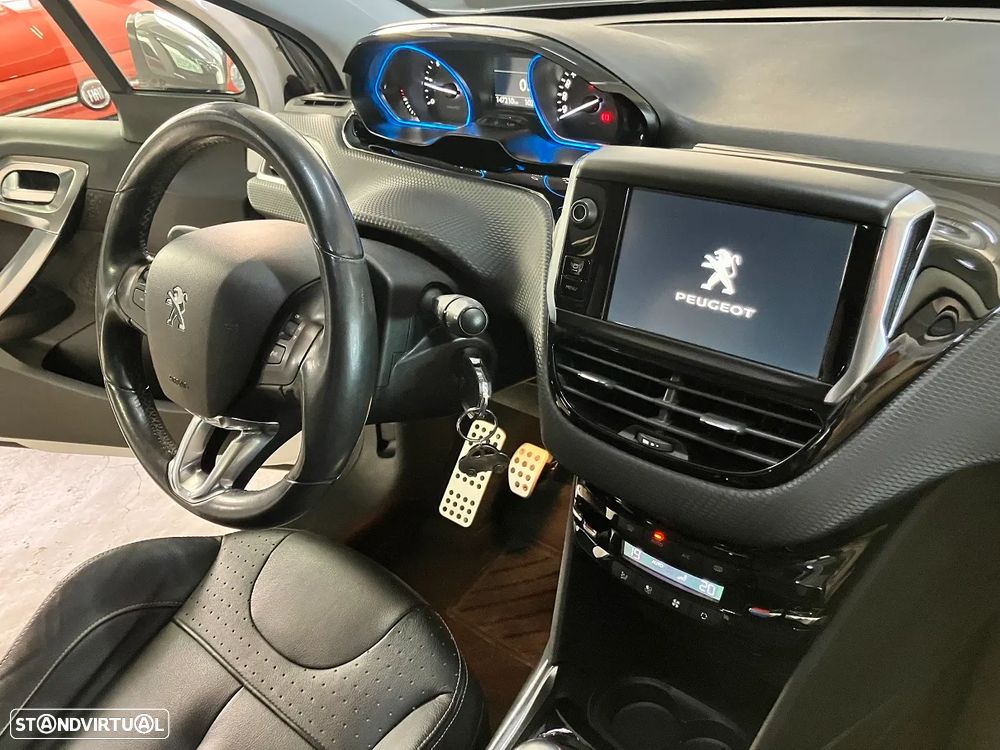 Peugeot 2008 1.6 e-HDi Allure - 20