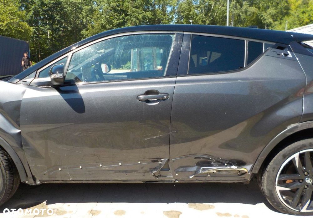 Toyota C-HR - 6