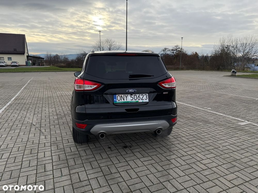 Ford Kuga 1.6 EcoBoost 2x4 Titanium - 8