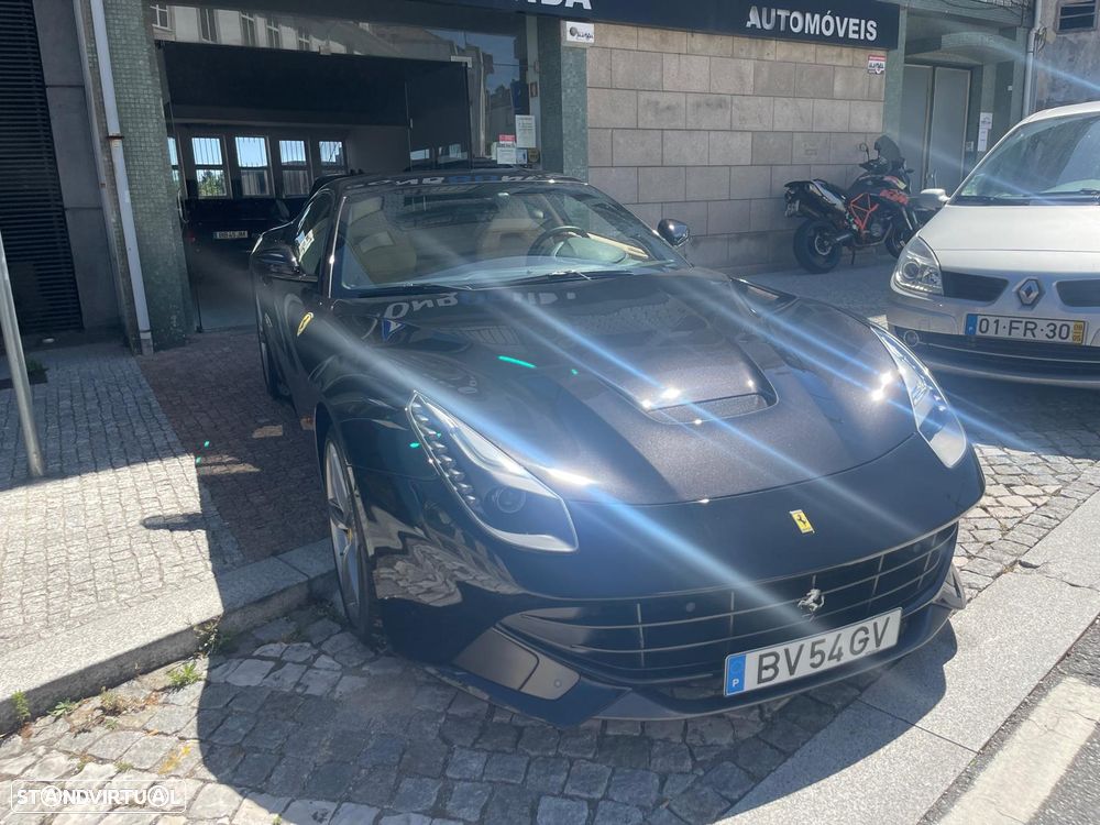 Ferrari F12 Berlinetta Hele - 10