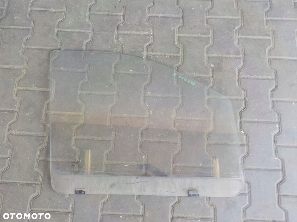 VITO 639 SZYBA PRAWA PRZEDNIA DRZWI PASAŻERA - 1