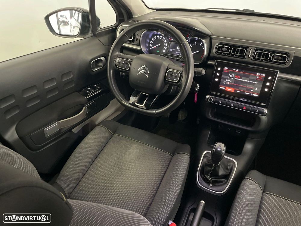 Citroën C3 1.2 PureTech Shine - 22