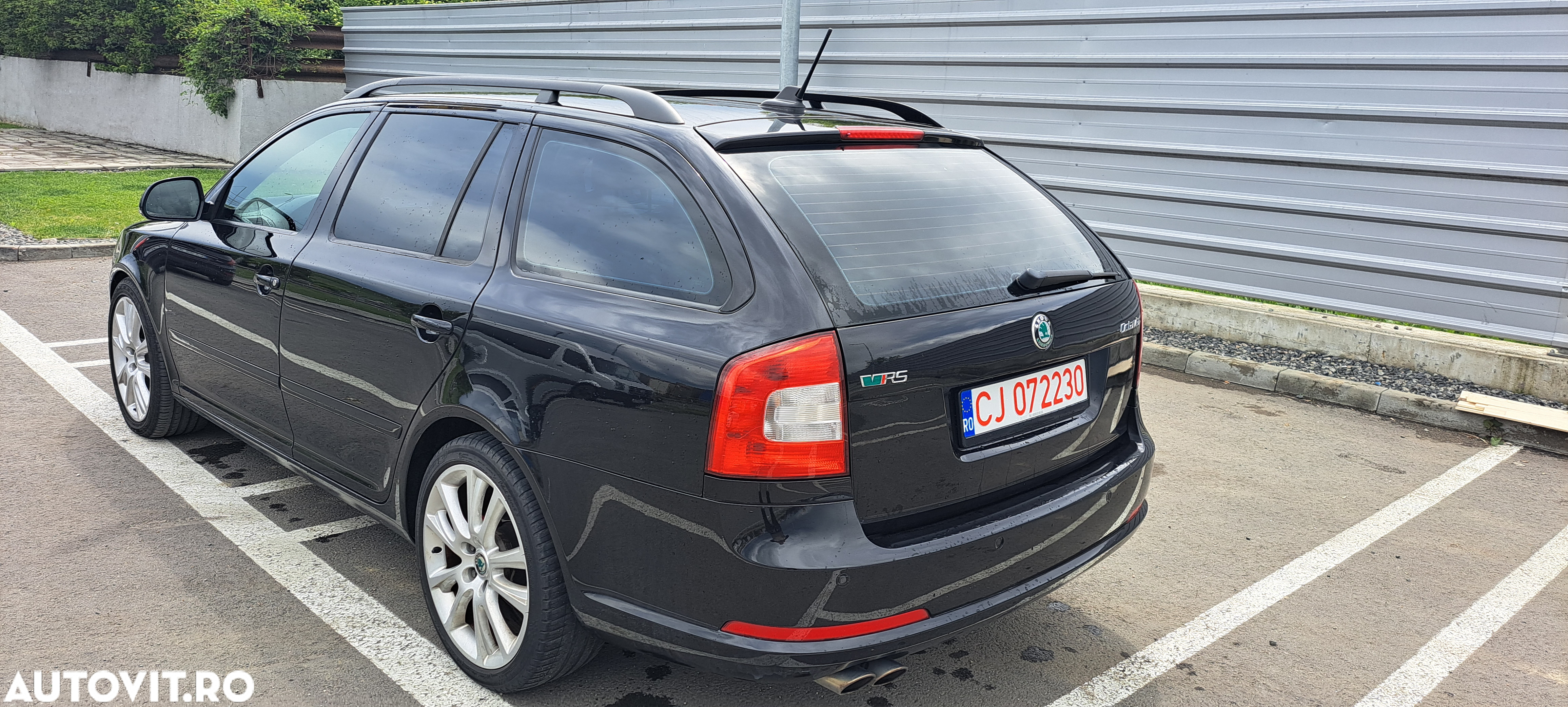 Skoda Octavia Combi 2.0 TDI RS - 17