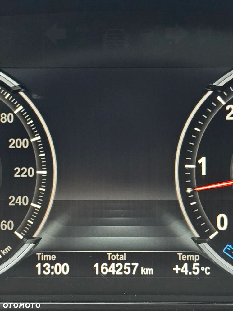 BMW Seria 5 535d xDrive - 9