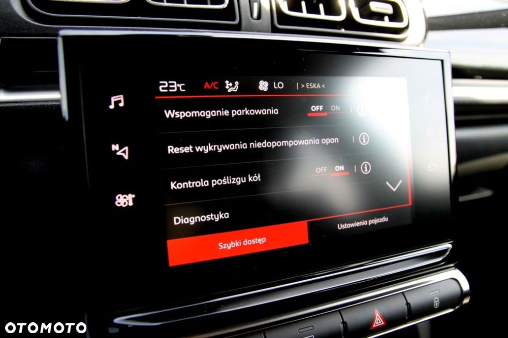 Citroën C3 1.2 PureTech Max EAT6 - 24