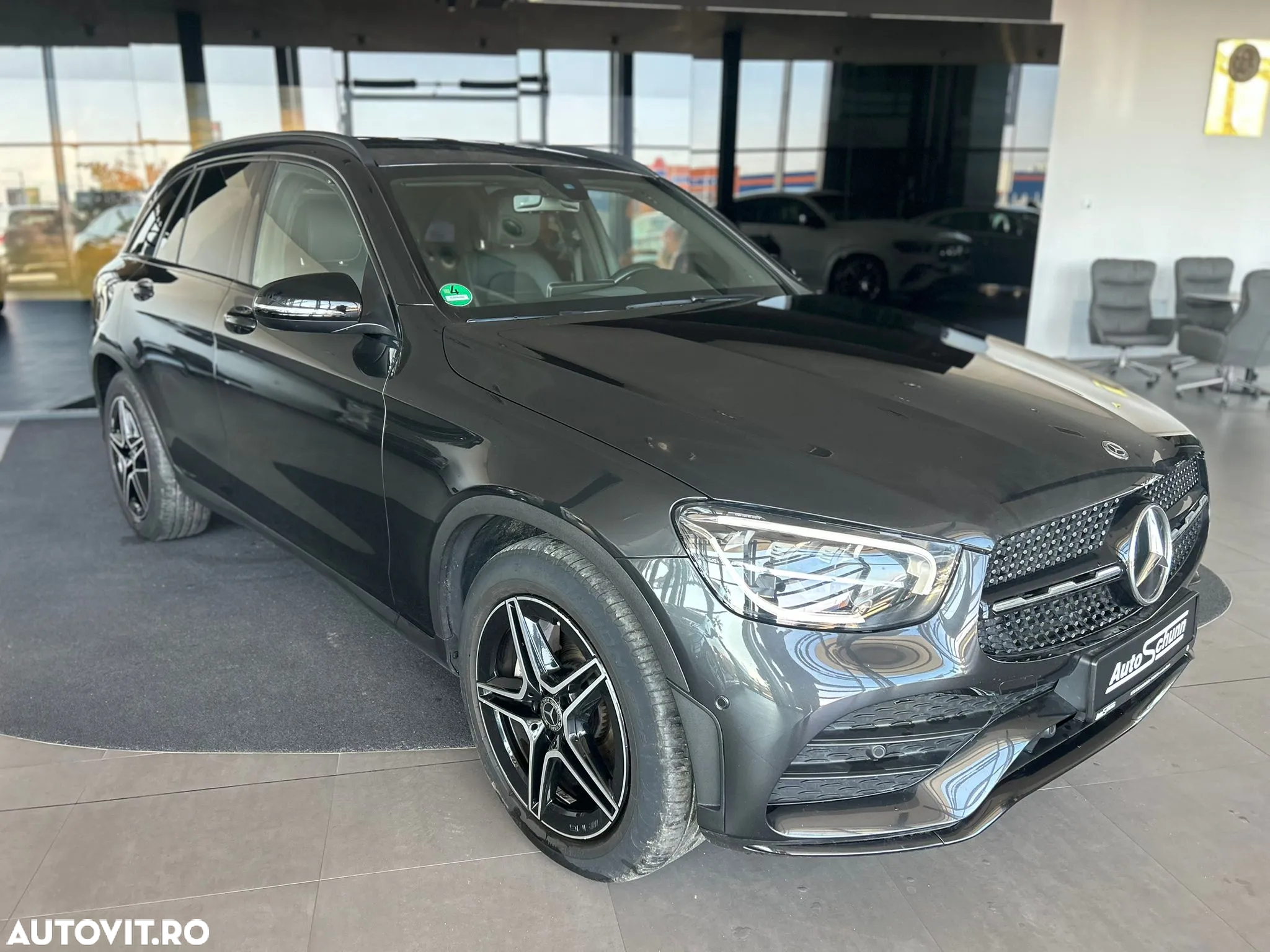 Mercedes-Benz GLC 220 d 4Matic 9G-TRONIC AMG Line - 4