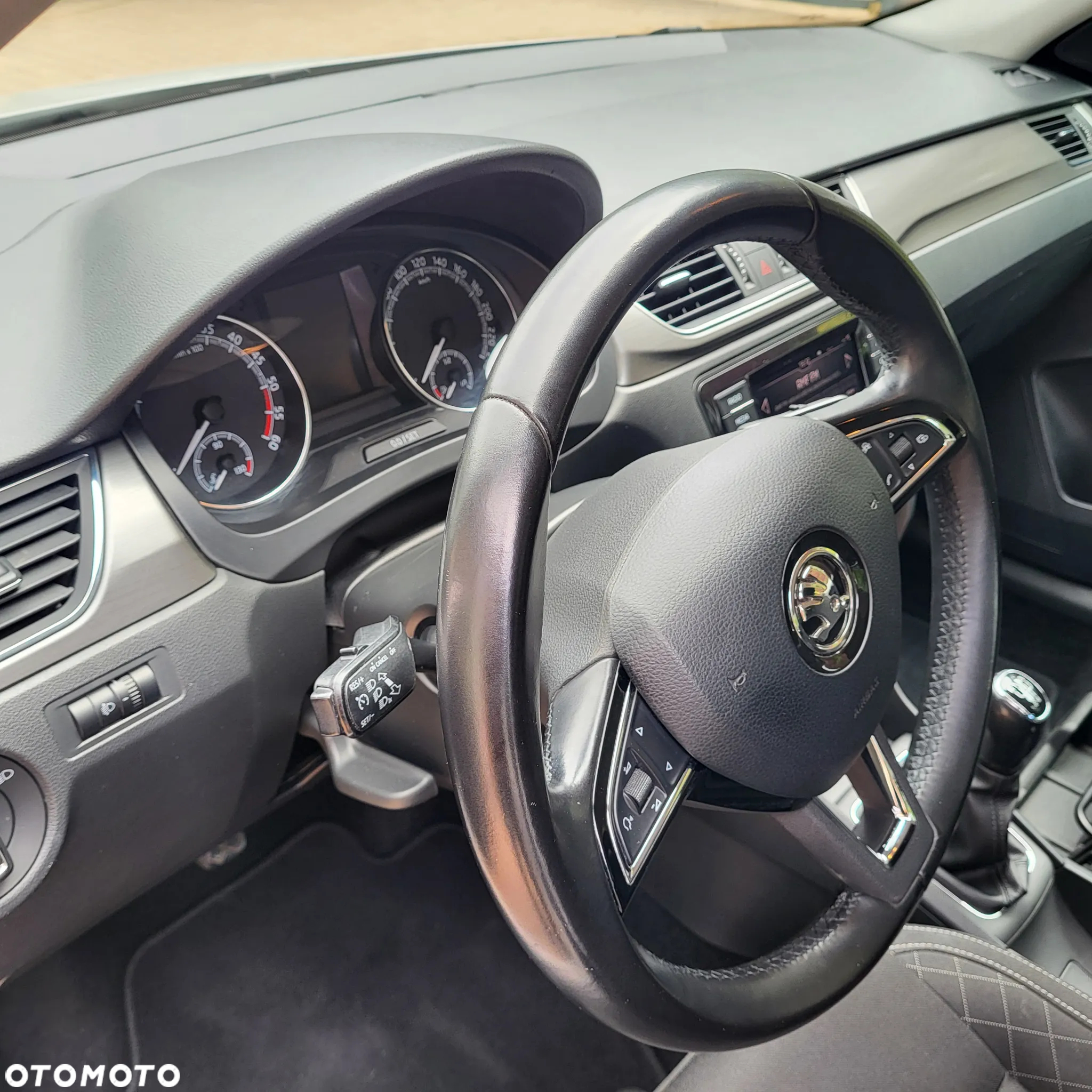 Skoda RAPID - 16