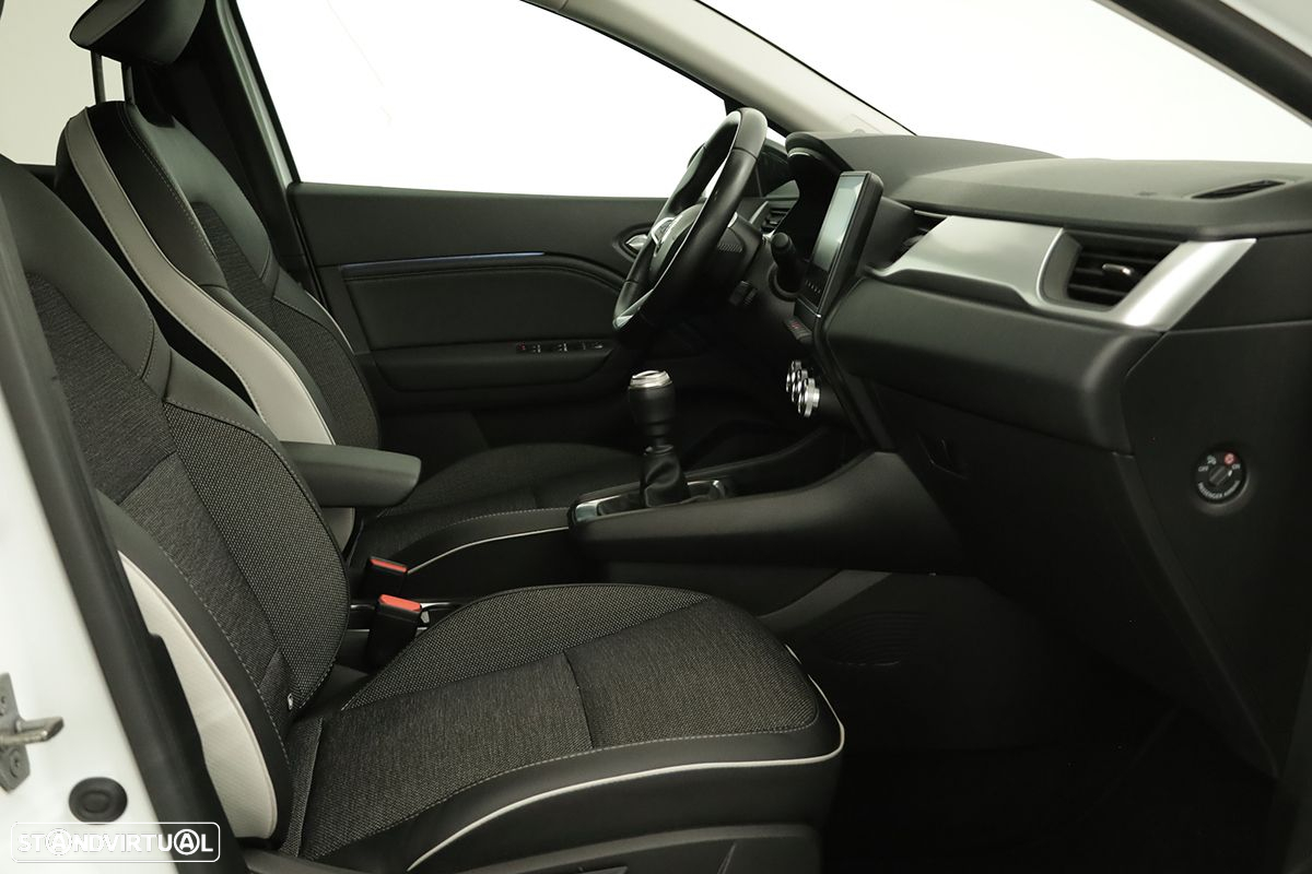Renault Captur 1.0 TCe Techno Bi-Fuel - 23