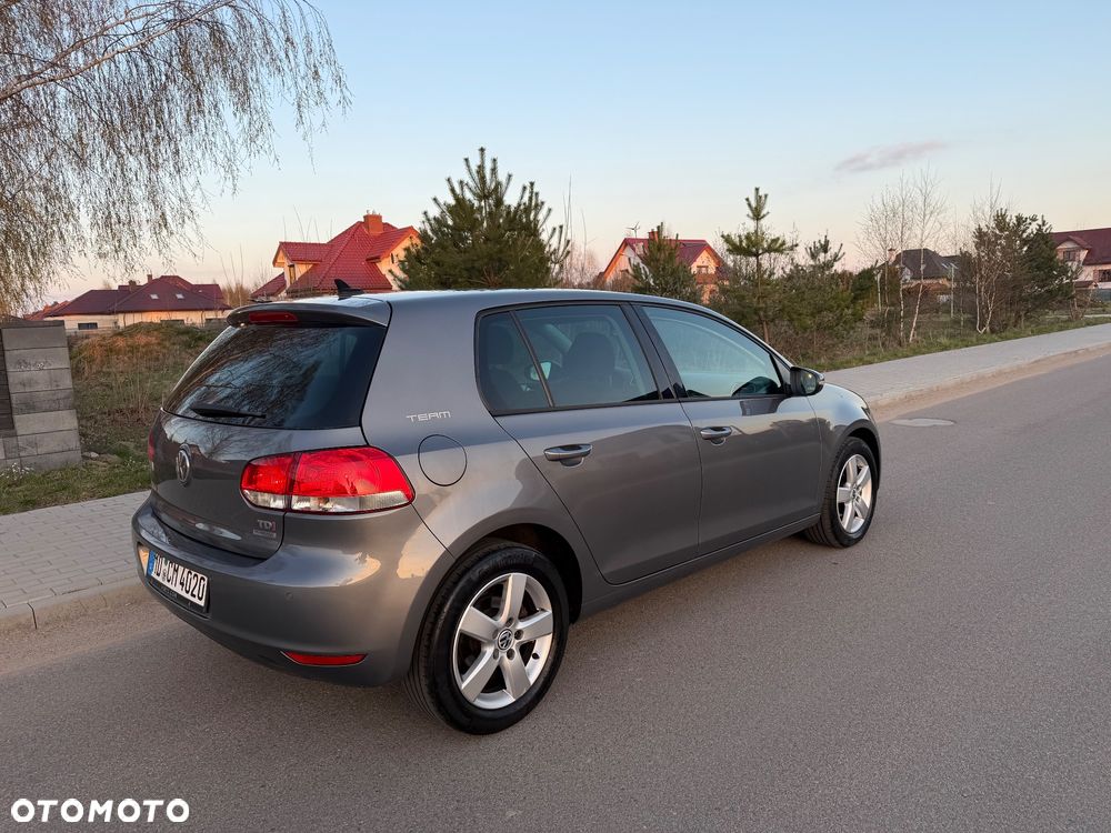 Volkswagen Golf 1.6 TDI DPF BlueMotion Technology Team - 3