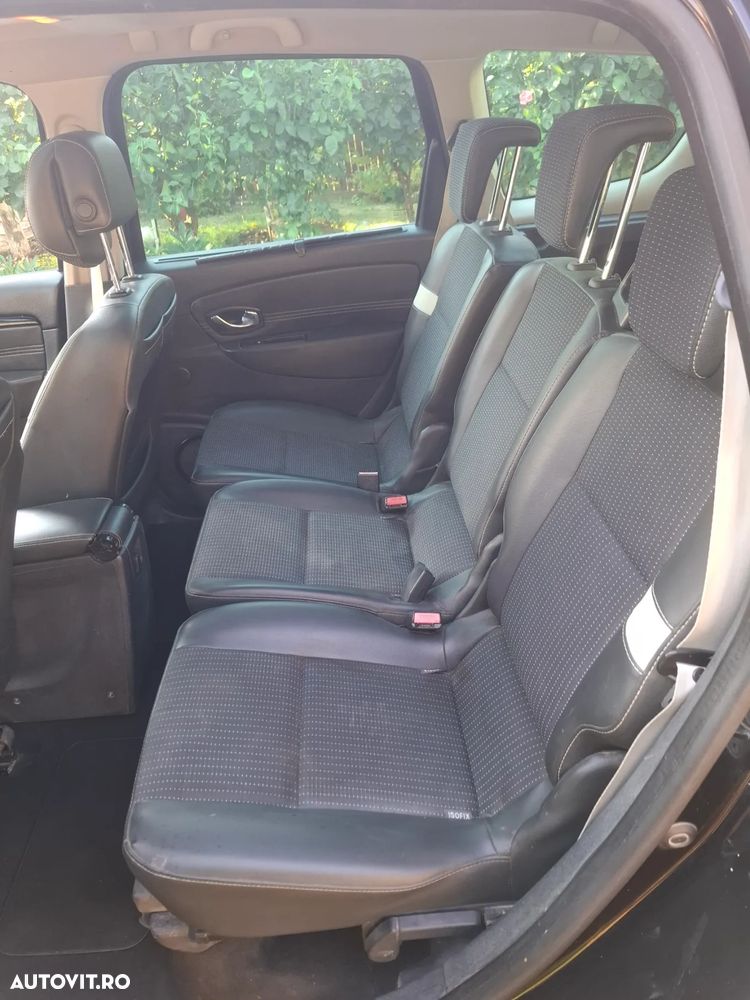 Renault Grand Scenic 1.6 dCi Stop&Start Energy Privilege - 10