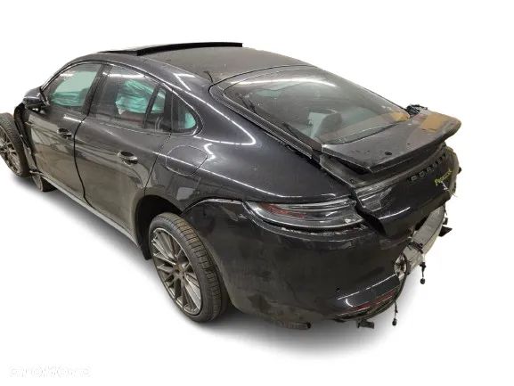 PORSCHE PANAMERA 971/976 KAROSERIA DOKUMENTY