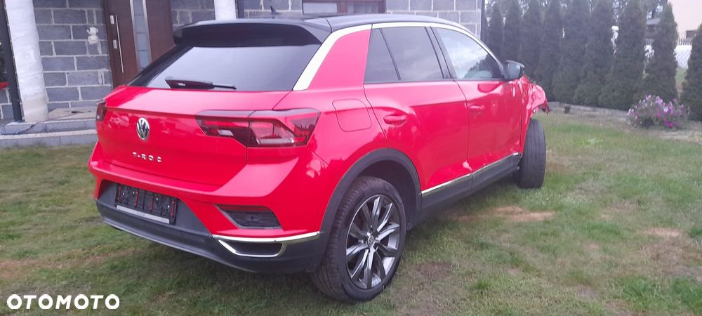 Volkswagen T-Roc - 19