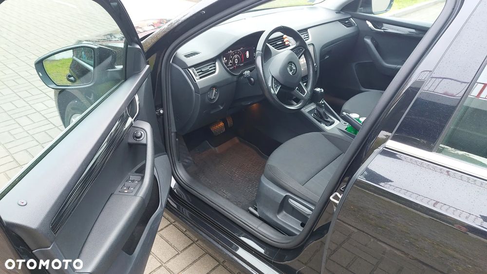 Skoda Octavia 1.5 TSI GPF ACT Ambition DSG - 15