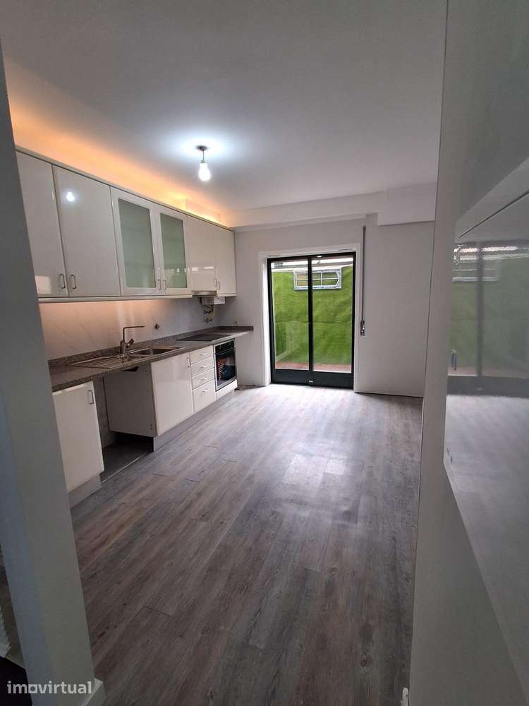 Apartamento T1+1 renovado em Matosinhos Sul - Grande imagem: 3/32