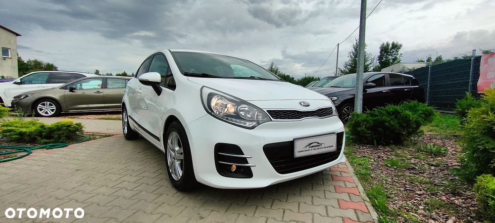Kia Rio 1.2 L - 10