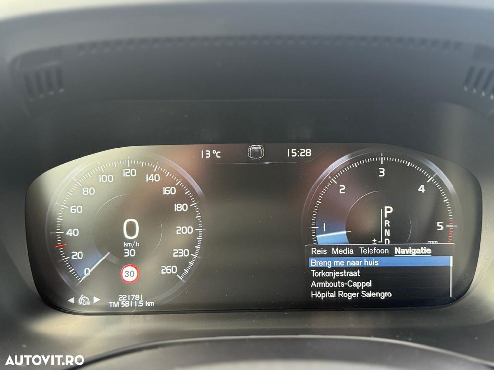 Volvo XC 60 D4 AWD Geartronic Momentum - 18