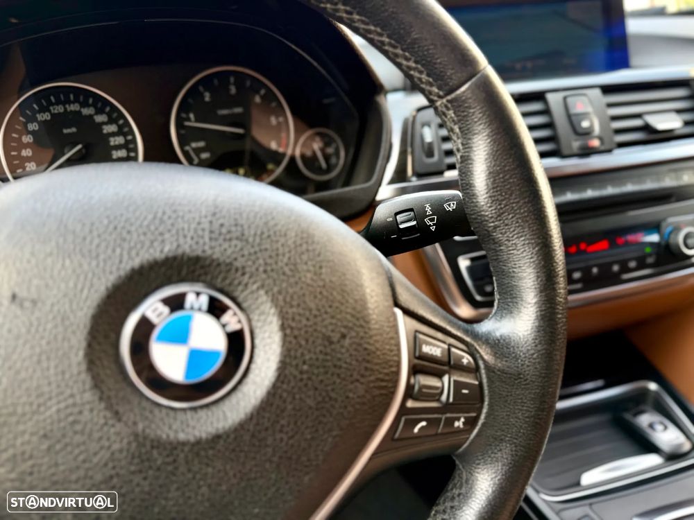 BMW 320 d Auto Line Luxury - 21