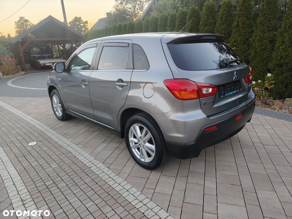 Mitsubishi ASX - 5