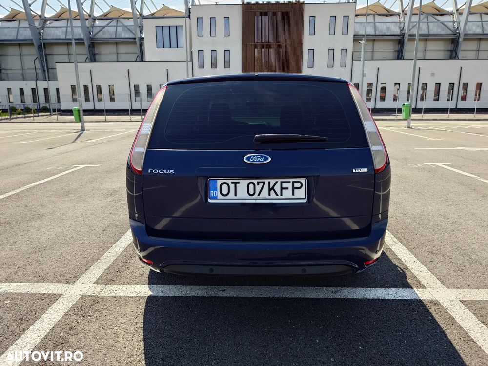 Ford Focus 1.6 TDCI DPF Trend - 8
