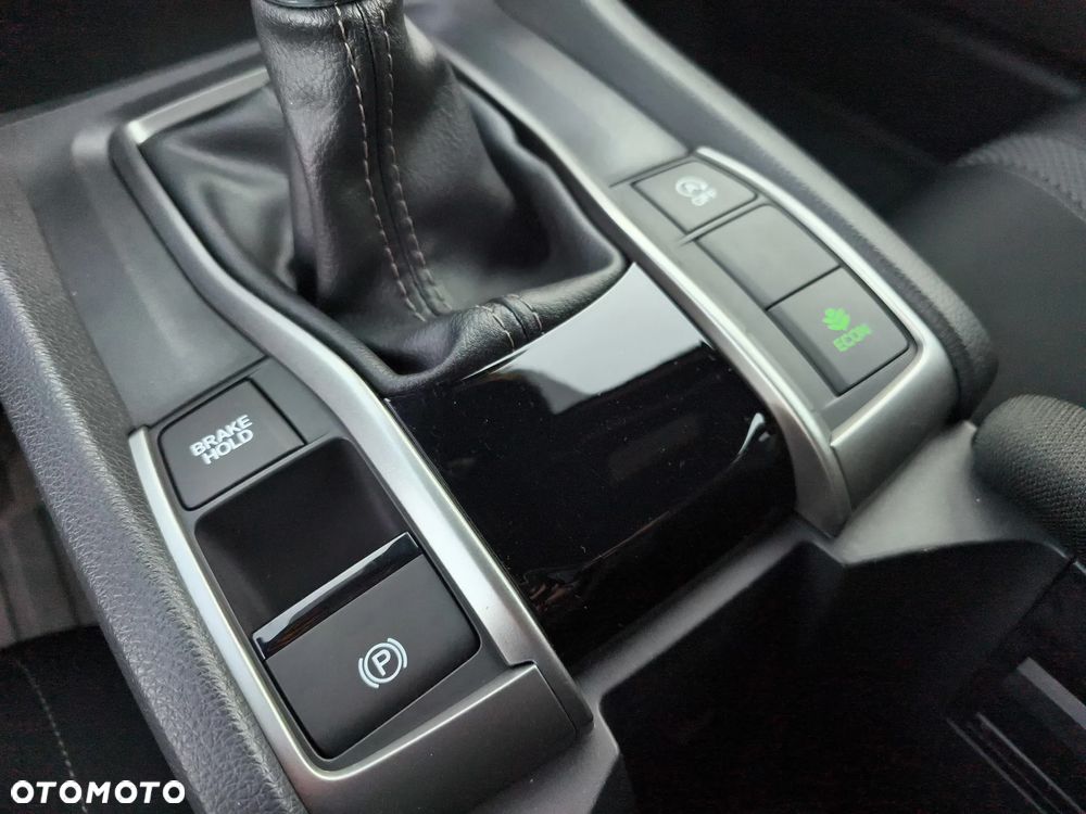 Honda Civic 1.0 T Elegance - 28