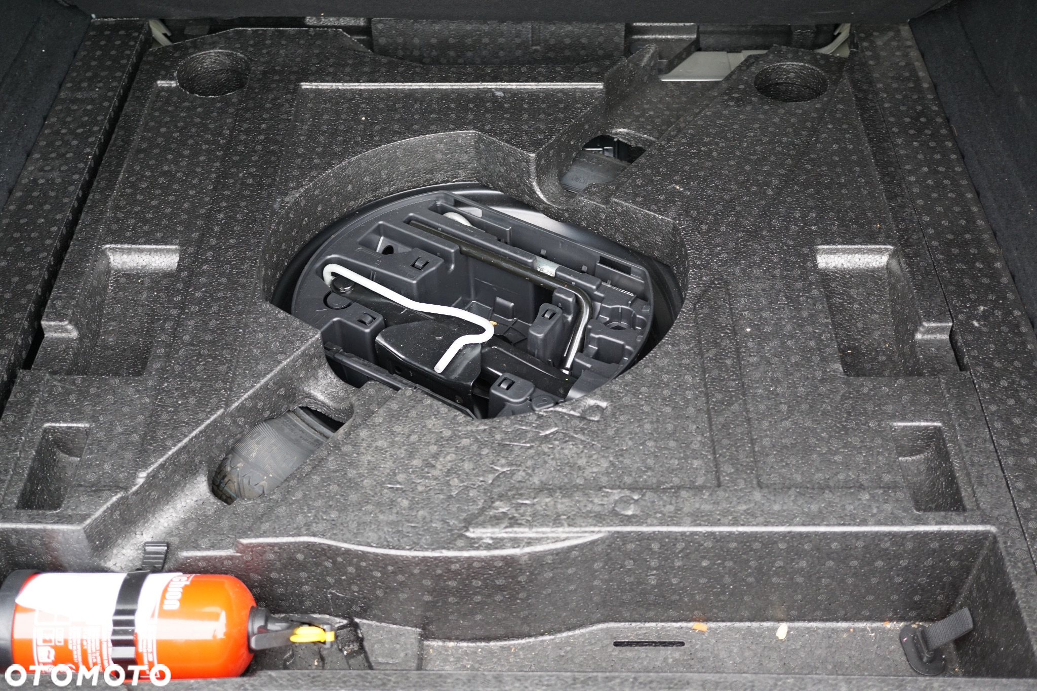 Peugeot 308 SW 1.2 PureTech GPF Allure Pack S&S EAT8 - 10