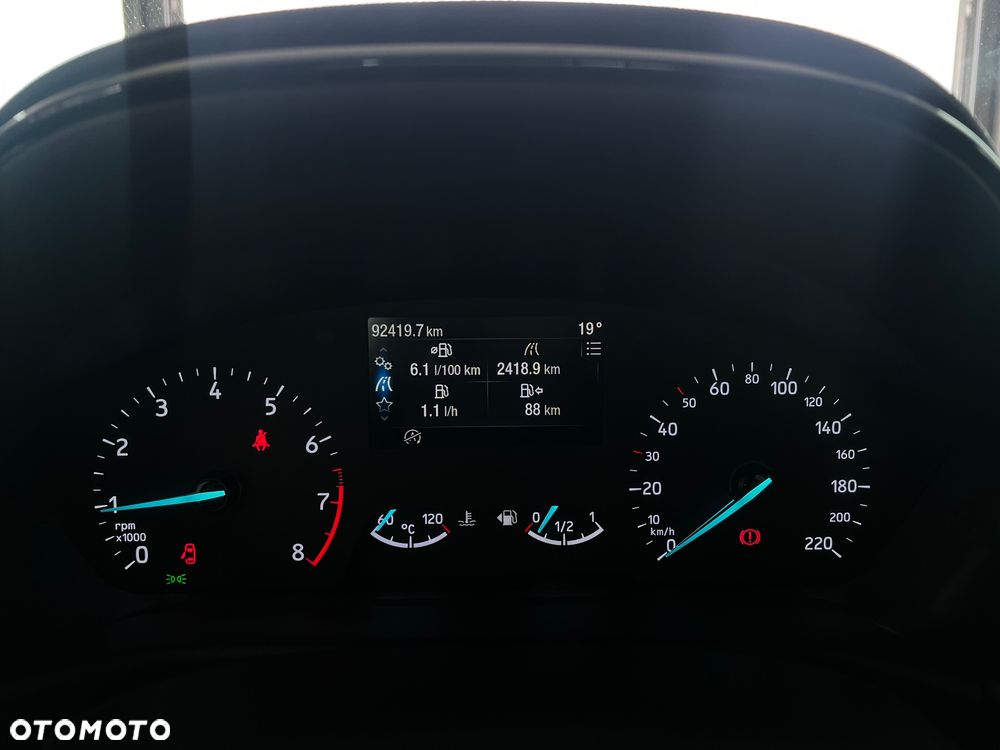 Ford Fiesta 1.0 EcoBoost Titanium ASS - 23